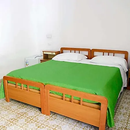 Cesotta فندق 3*
